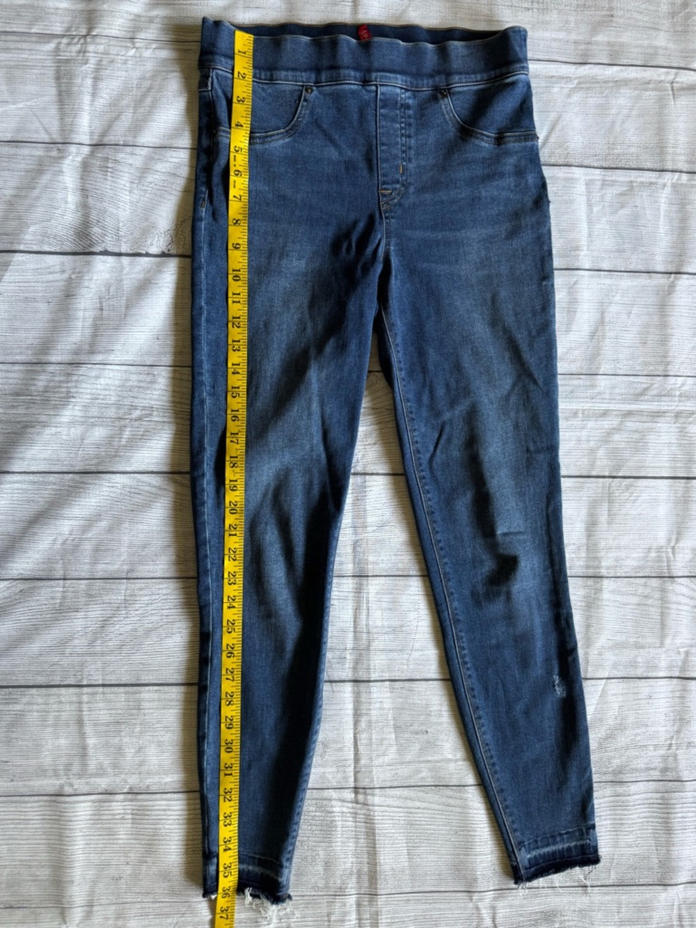 SPANX Pull-On Denim Leggings Sz M Med DarkWash Stretch Skinny Raw Hem Distressed - Picture 6 of 10